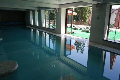 Отель с бассейном в Буковеле